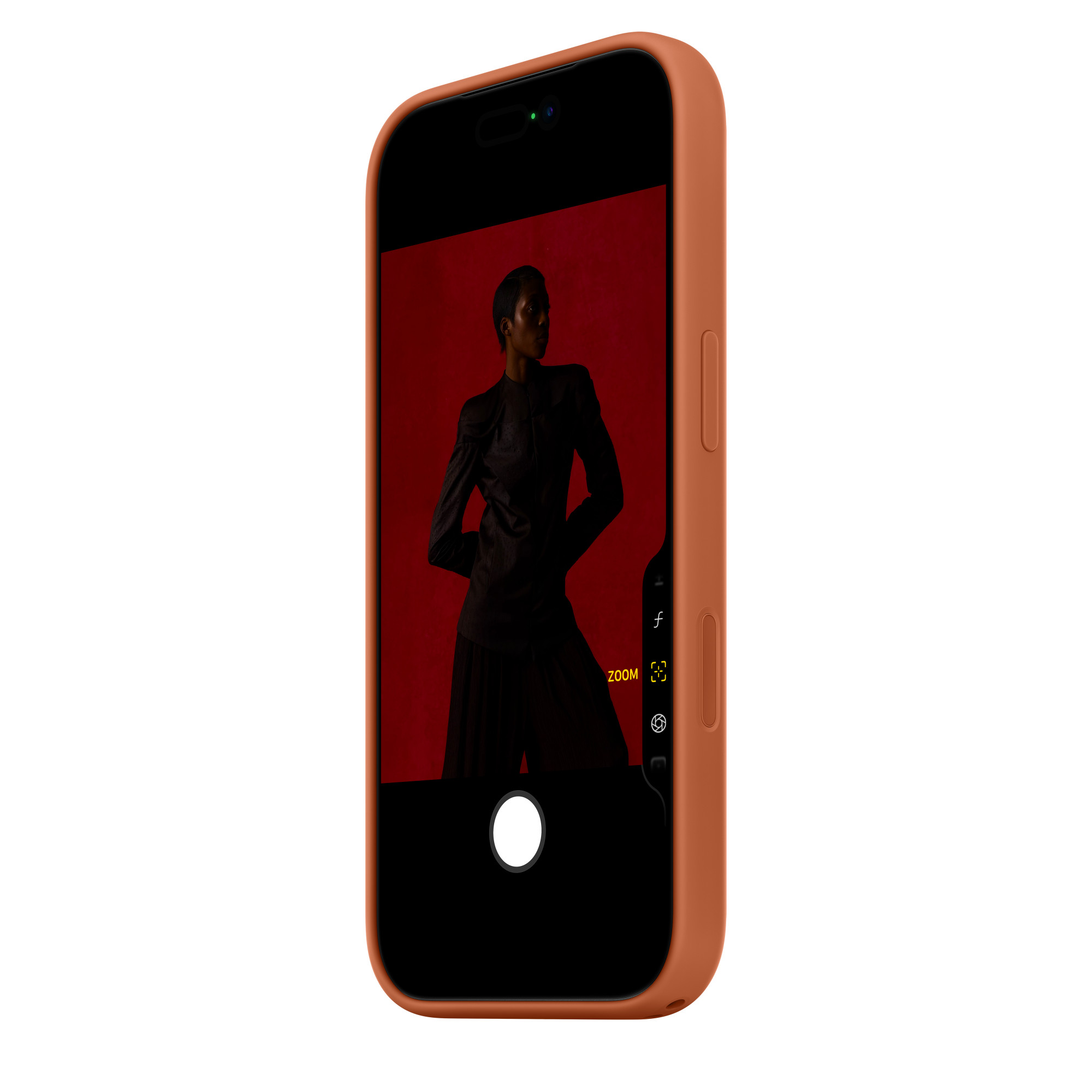 На фото изображено Чехол защитный Apple Silicone Case with MagSafe для iPhone 17 Pro, терракотовый